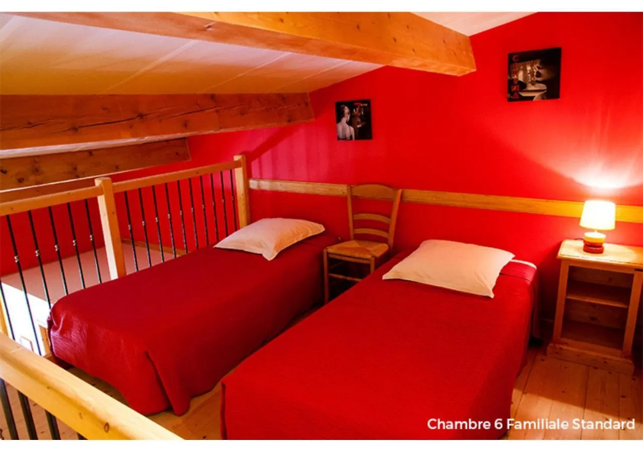 Hotel La Garenne Labeaume 2*,