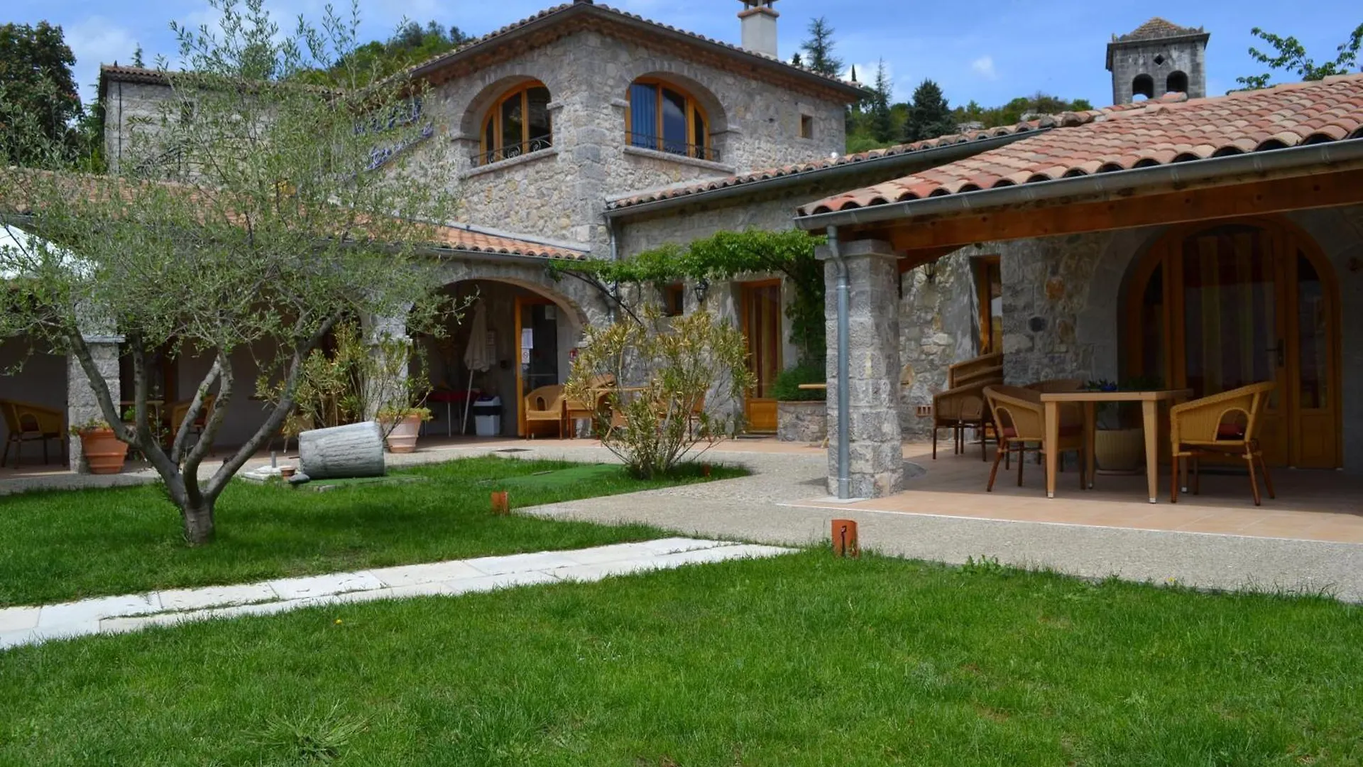 Hotel La Garenne Labeaume France